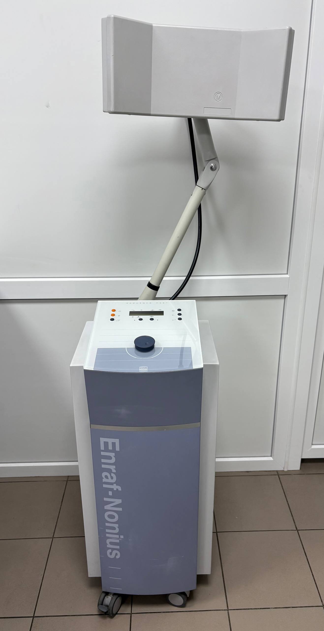 Enraf-Nonius Radarmed 950+