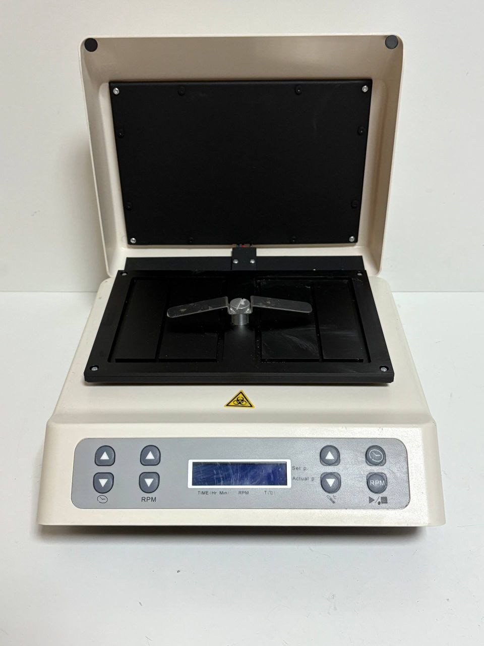Інкубатор-шейкер HTI ImmunoChem-2200