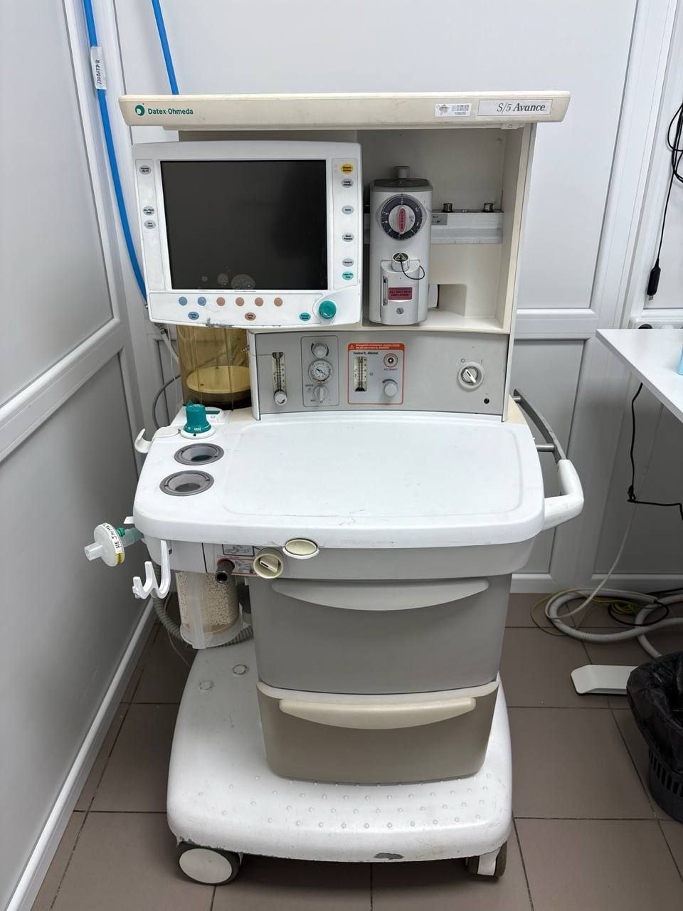 Наркозно-дихальний апарат GE Datex Ohmeda S5 Avance Anesthesia Machine